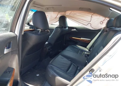 2011 Honda Accord 2.4 Ex-L z USA, uszkodzony, nr VIN 1HGCP2F88BA000750